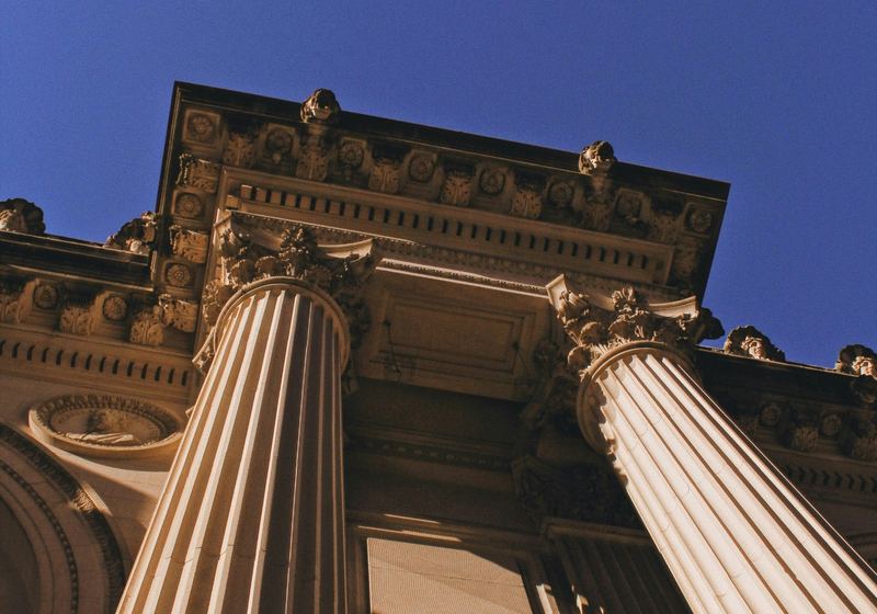 Courthouse columns representing commercial trucking litigation